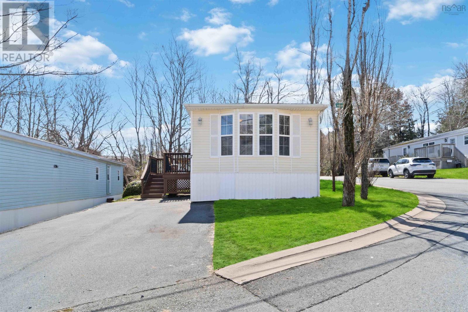 7 Hazel Street, Middle Sackville, Nova Scotia  B4E 1E6 - Photo 1 - 202407445