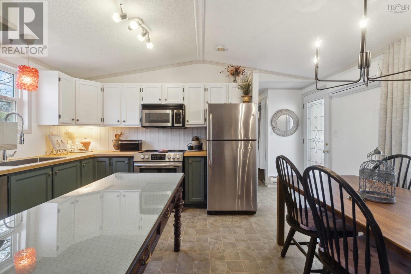 7 Hazel Street, Middle Sackville, Nova Scotia  B4E 1E6 - Photo 22 - 202407445
