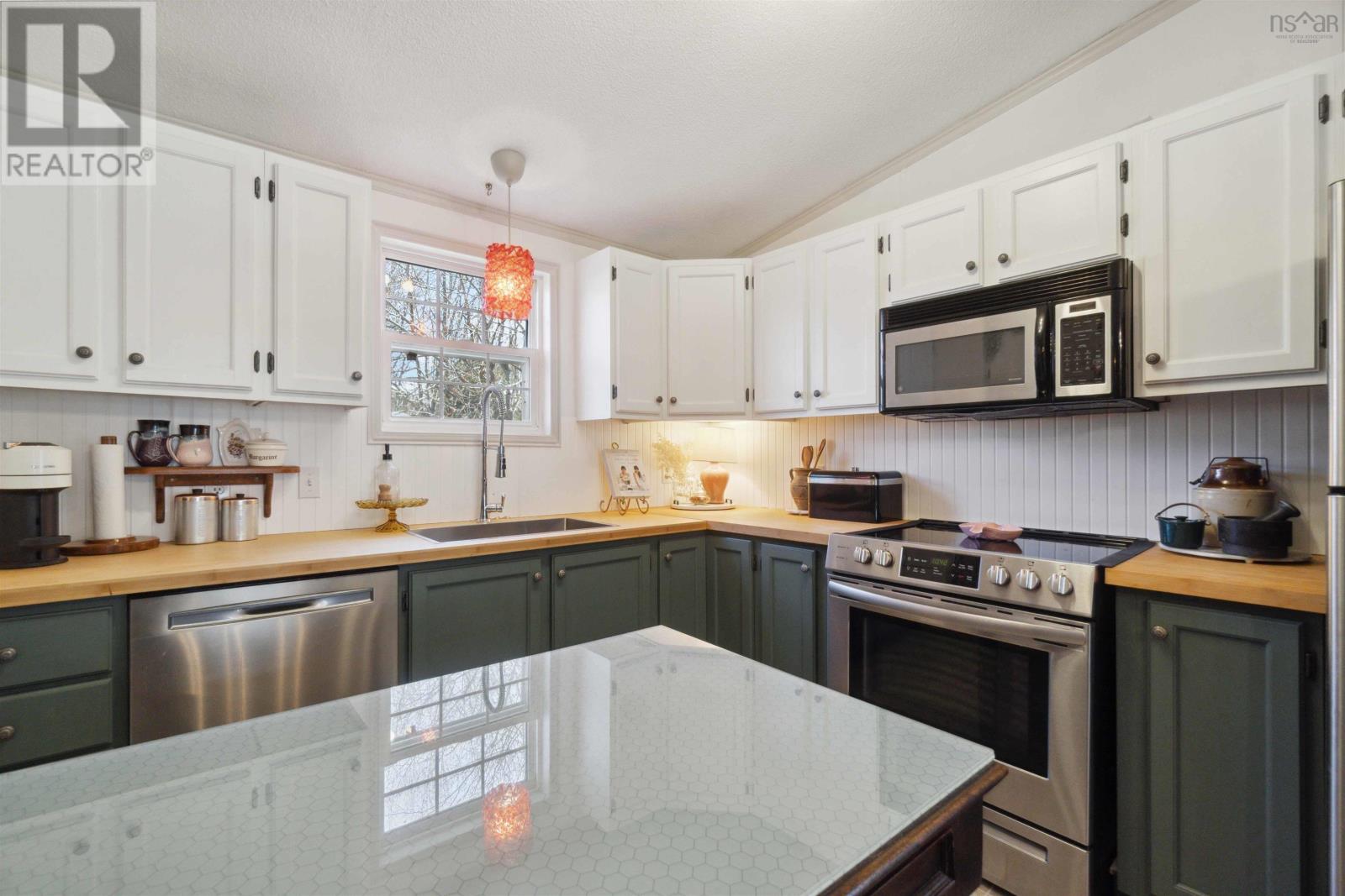 7 Hazel Street, Middle Sackville, Nova Scotia  B4E 1E6 - Photo 23 - 202407445