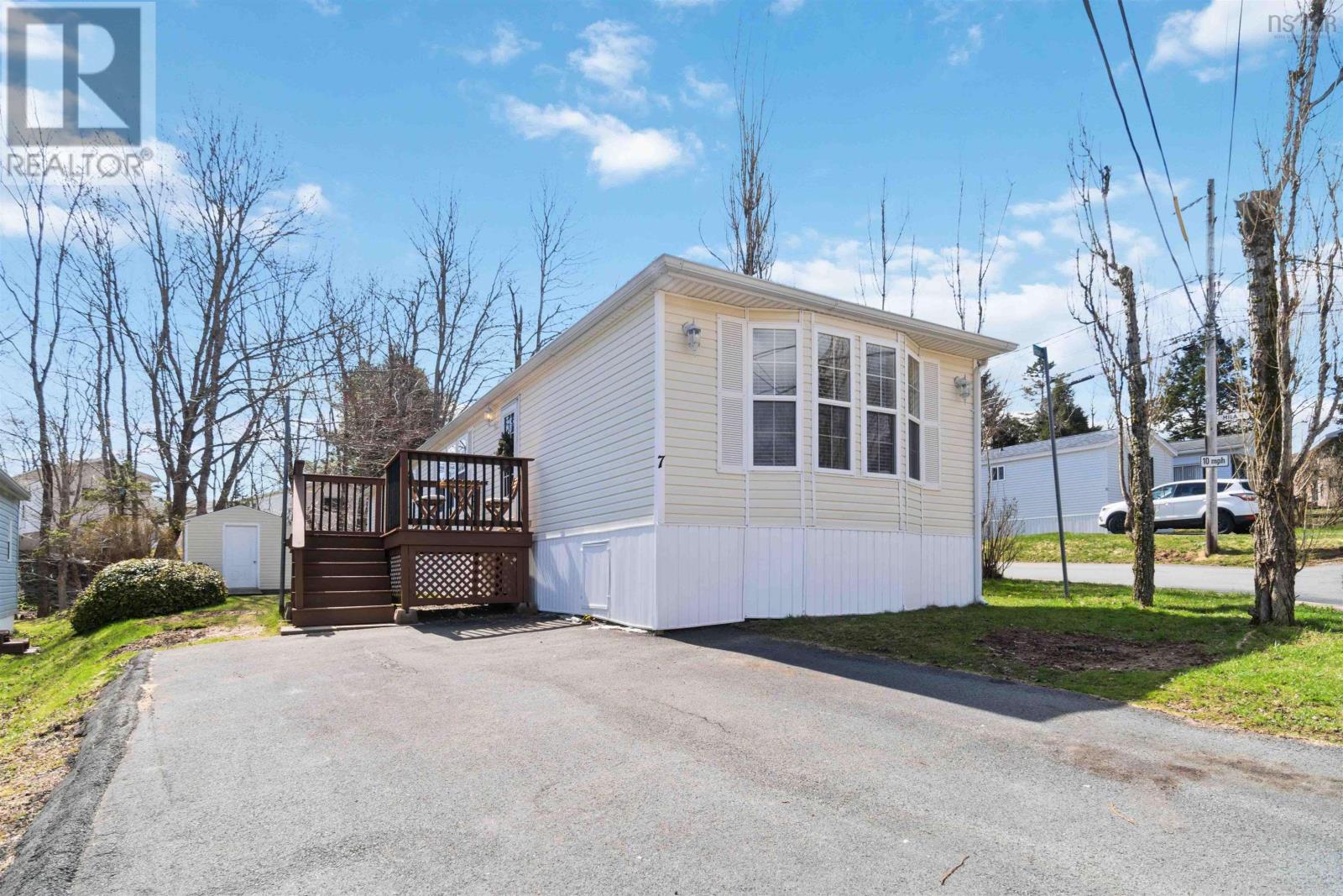 7 Hazel Street, Middle Sackville, Nova Scotia  B4E 1E6 - Photo 3 - 202407445