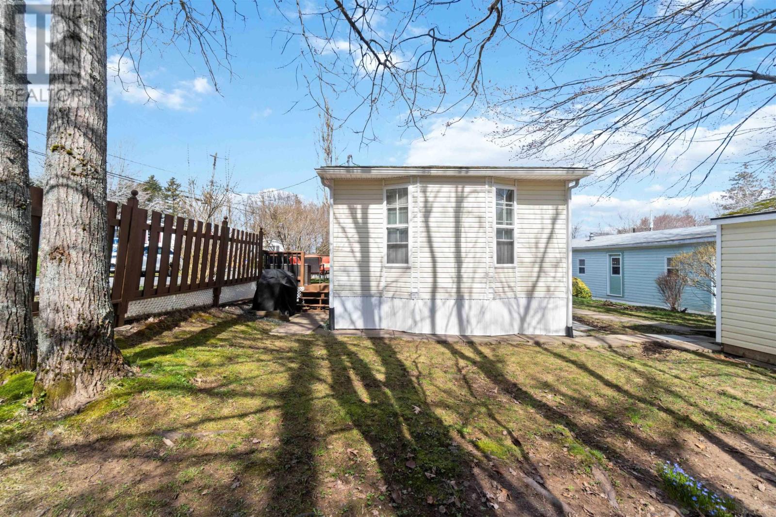 7 Hazel Street, Middle Sackville, Nova Scotia  B4E 1E6 - Photo 47 - 202407445