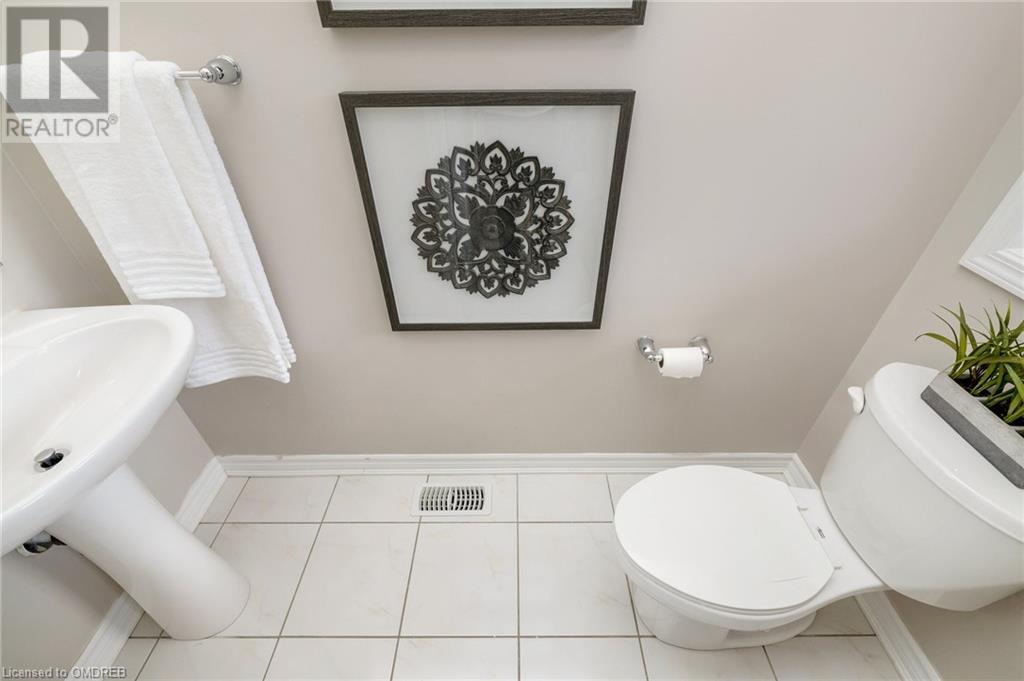 533 Bartleman Terrace, Milton, Ontario  L9T 9A2 - Photo 7 - 40573199