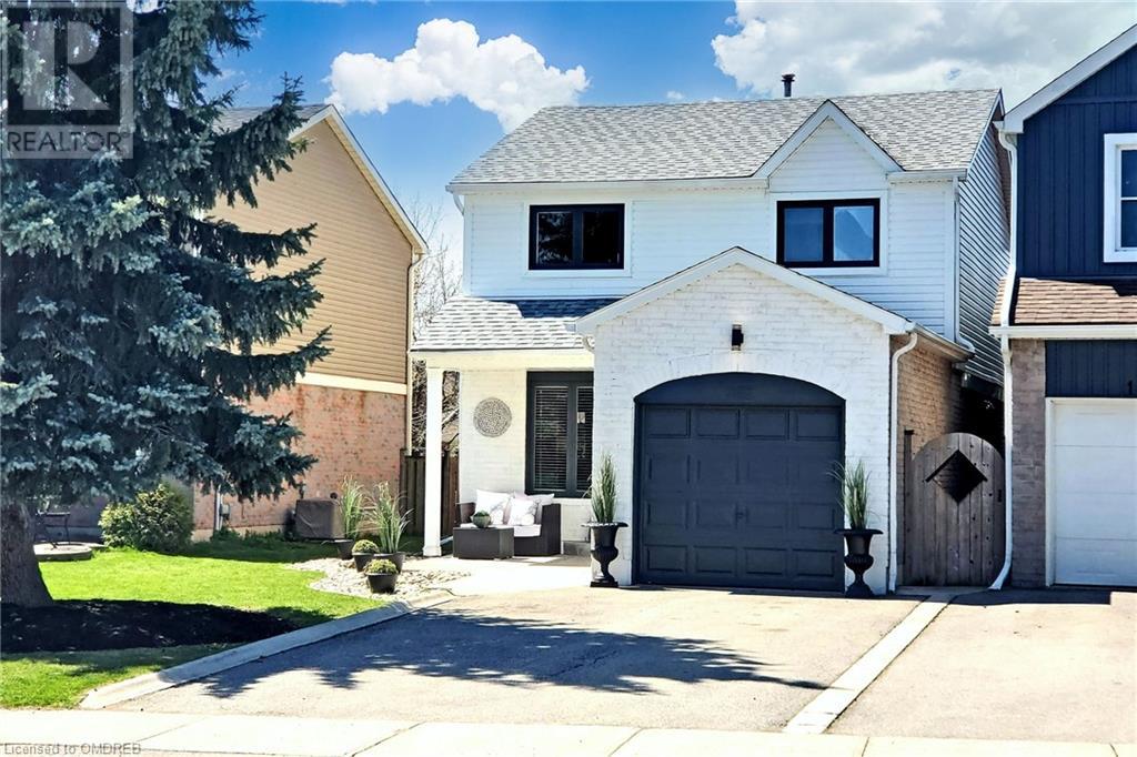 1162 Montgomery Drive, Oakville, Ontario  L6M 1G1 - Photo 1 - 40572198