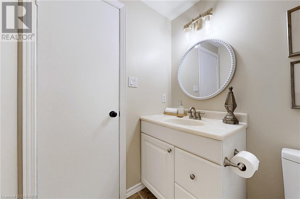 1162 Montgomery Drive, Oakville, Ontario  L6M 1G1 - Photo 22 - 40572198