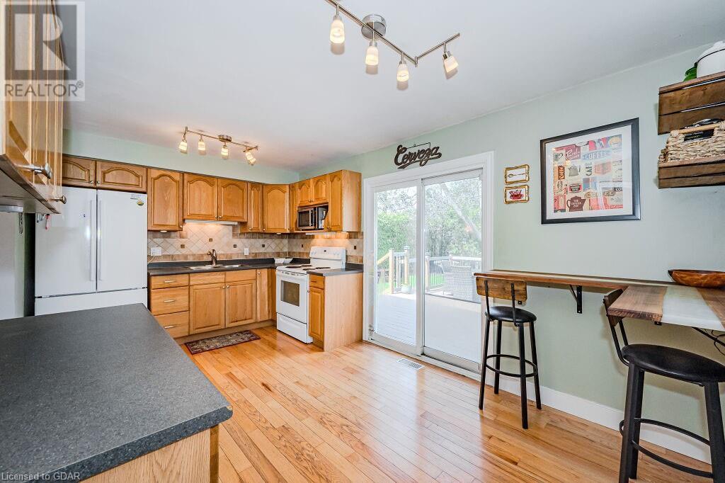67 Delaware Avenue, Guelph, Ontario  N1E 3V9 - Photo 5 - 40571903