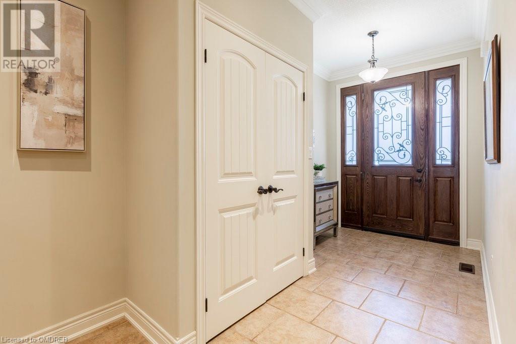 16 Carriage Lane, Dundas, Ontario  L9H 1C9 - Photo 5 - 40566882