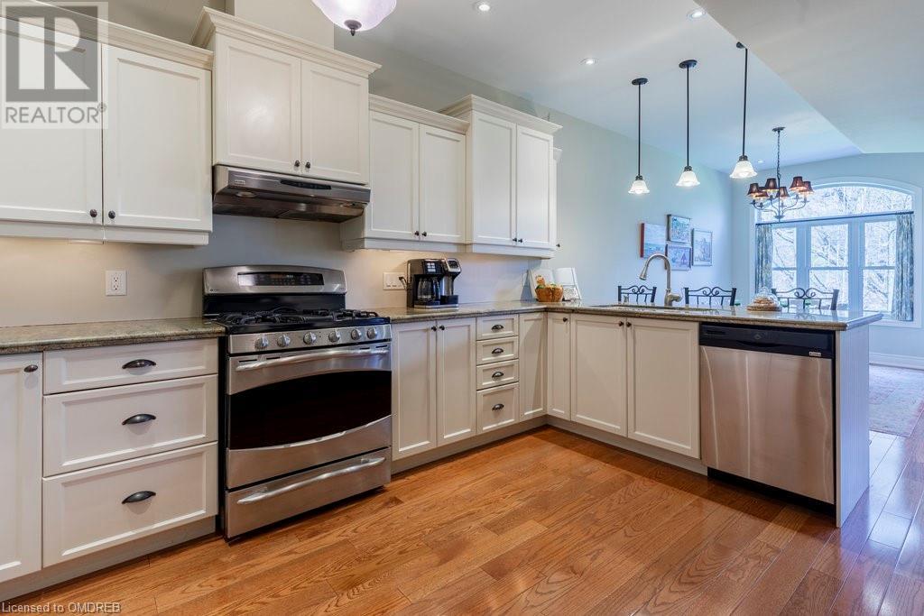16 Carriage Lane, Dundas, Ontario  L9H 1C9 - Photo 16 - 40566882