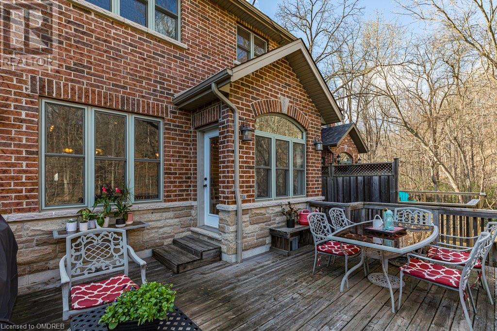 16 Carriage Lane, Dundas, Ontario  L9H 1C9 - Photo 43 - 40566882