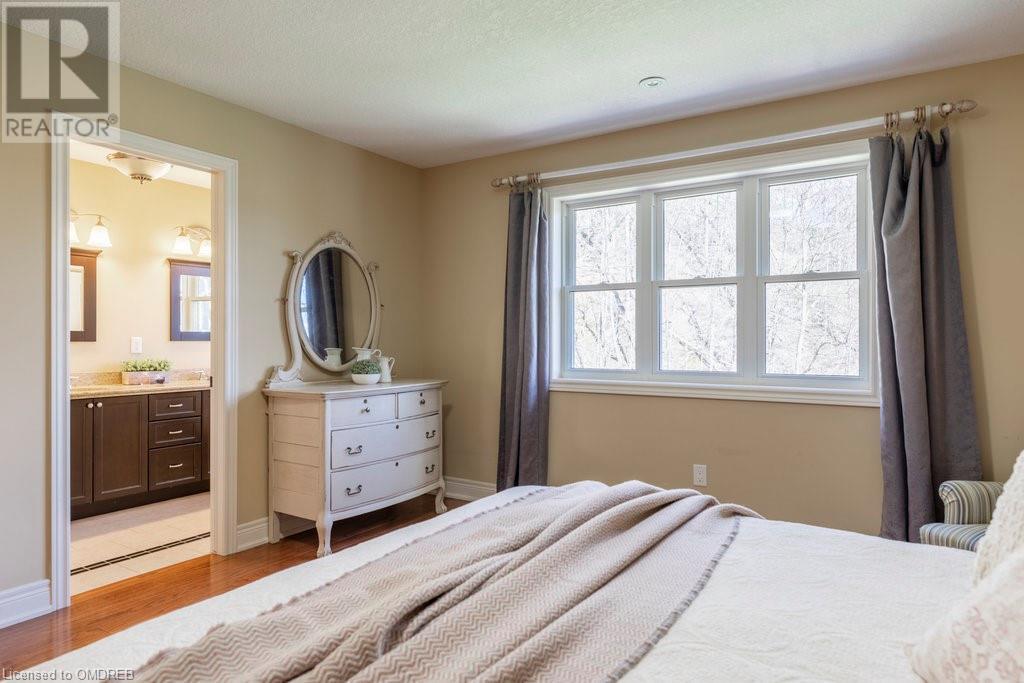 16 Carriage Lane, Dundas, Ontario  L9H 1C9 - Photo 26 - 40566882