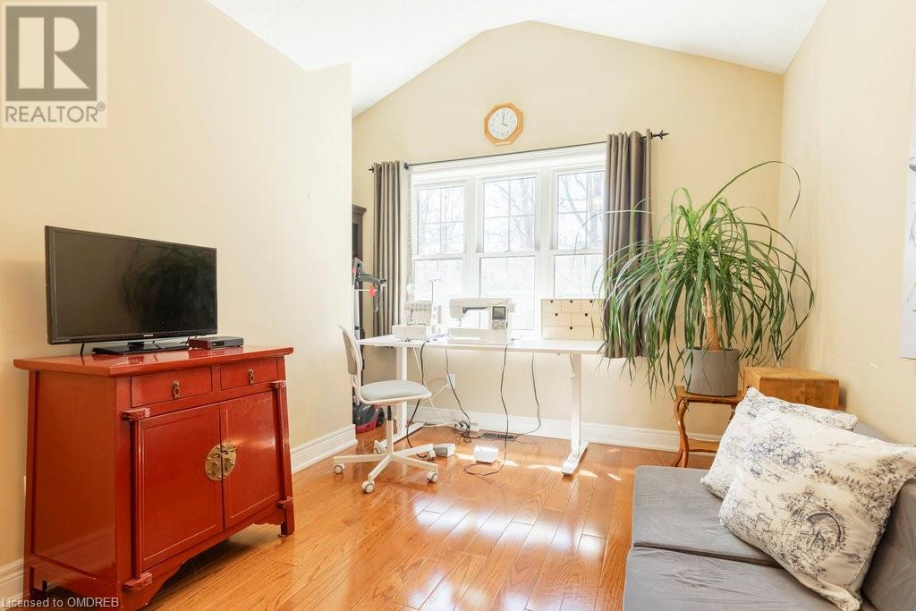 16 Carriage Lane, Dundas, Ontario  L9H 1C9 - Photo 31 - 40566882