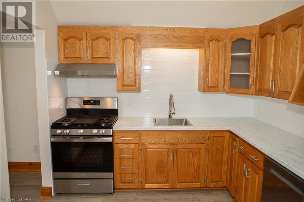 47 Church Street Unit# 2, Stratford, Ontario  N5A 2P9 - Photo 21 - 40552590