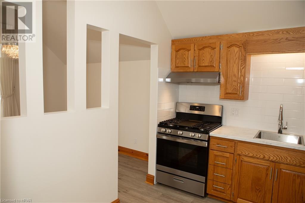 47 Church Street Unit# 2, Stratford, Ontario  N5A 2P9 - Photo 24 - 40552590