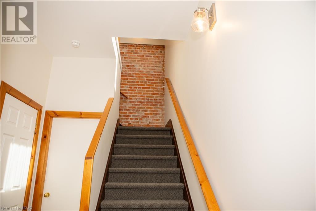 47 Church Street Unit# 2, Stratford, Ontario  N5A 2P9 - Photo 3 - 40552590