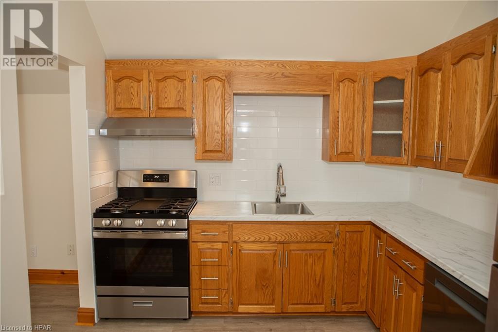 47 Church Street Unit# 2, Stratford, Ontario  N5A 2P9 - Photo 37 - 40552590