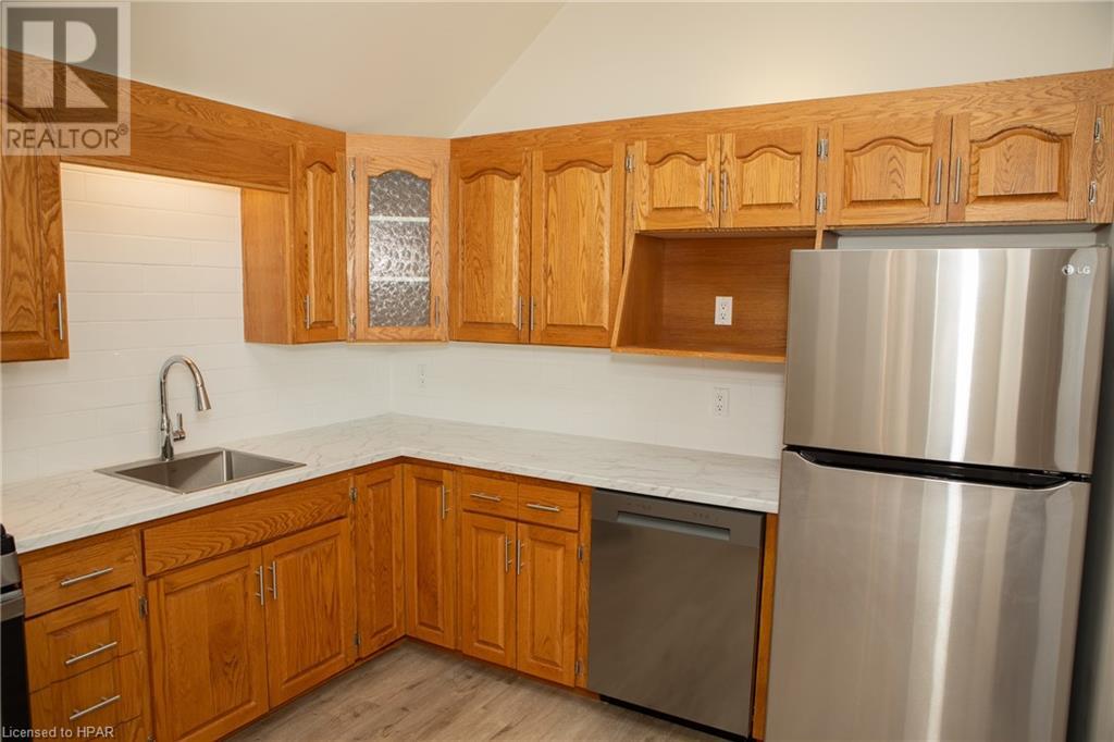 47 Church Street Unit# 2, Stratford, Ontario  N5A 2P9 - Photo 38 - 40552590