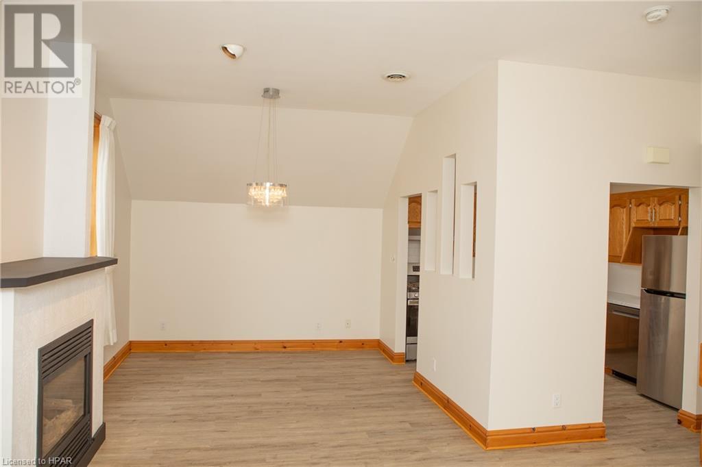 47 Church Street Unit# 2, Stratford, Ontario  N5A 2P9 - Photo 39 - 40552590