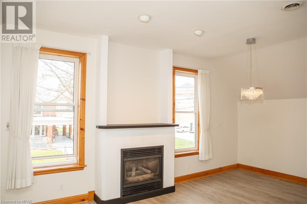 47 Church Street Unit# 2, Stratford, Ontario  N5A 2P9 - Photo 4 - 40552590