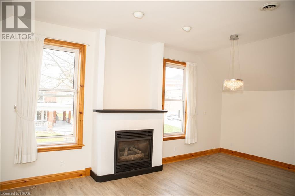 47 Church Street Unit# 2, Stratford, Ontario  N5A 2P9 - Photo 7 - 40552590