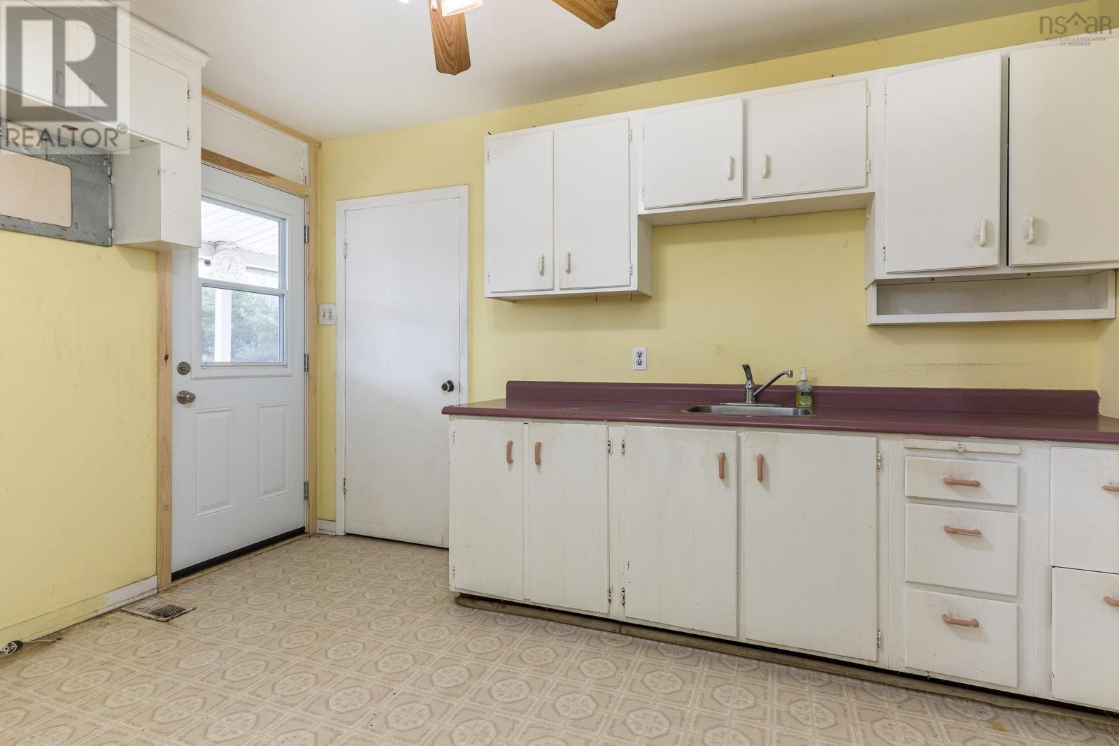 1204 Highway 2, Lantz, Nova Scotia  B2S 1T5 - Photo 12 - 202407457