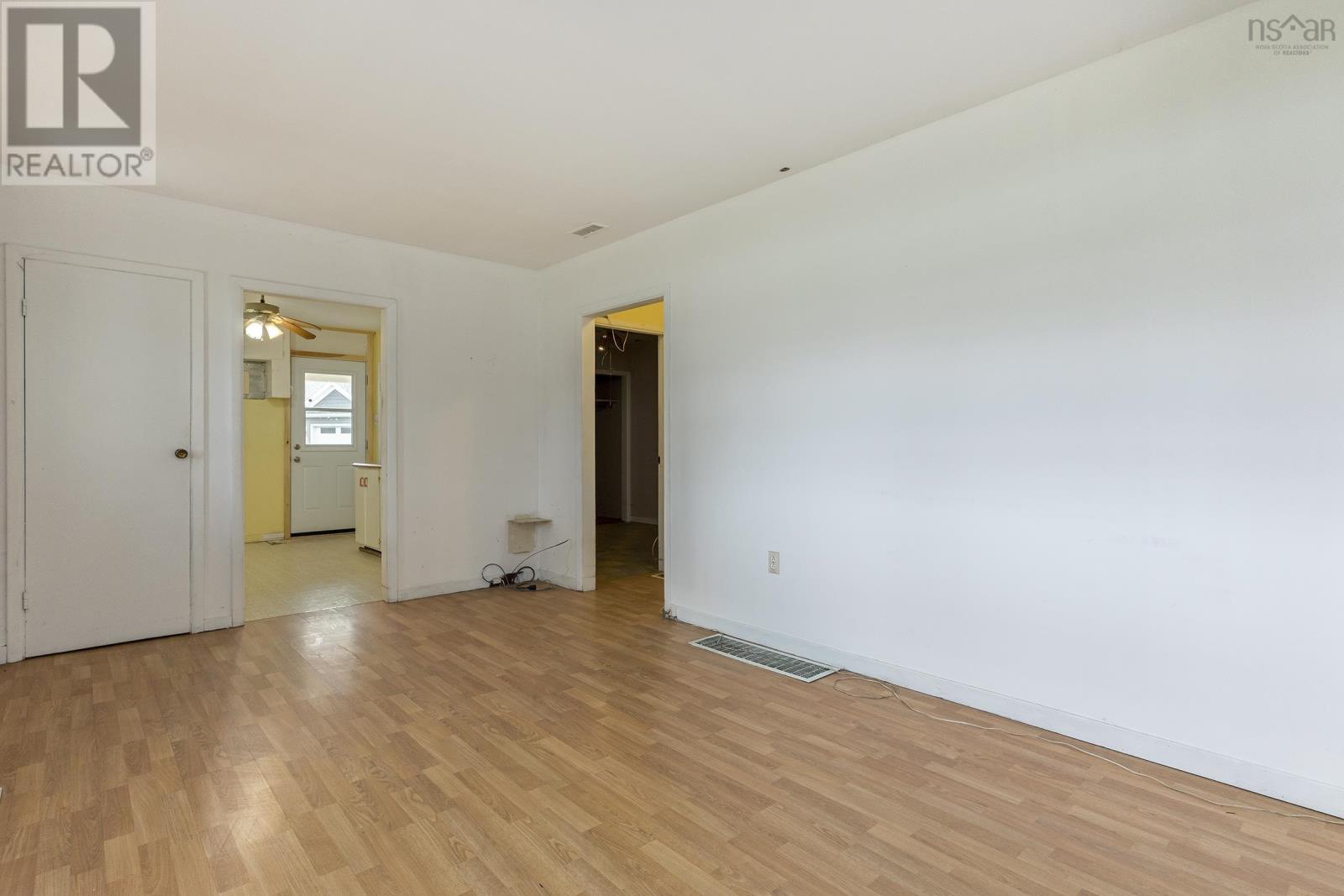 1204 Highway 2, Lantz, Nova Scotia  B2S 1T5 - Photo 8 - 202407457