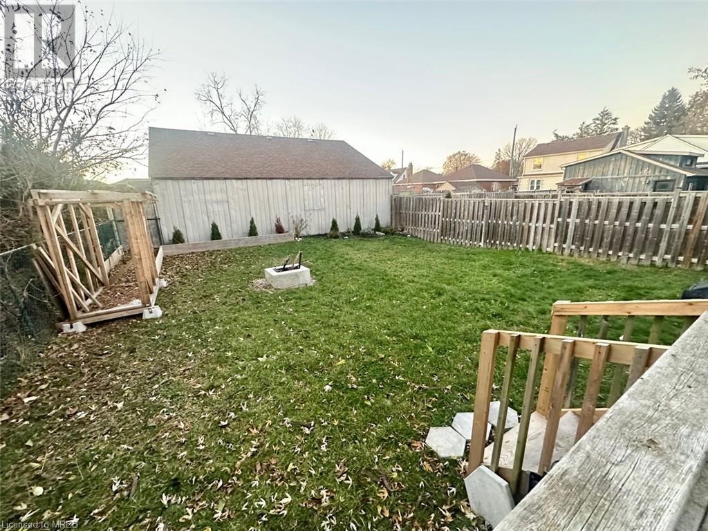42 St Paul Avenue Unit# A, Brantford, Ontario  N3T 4E6 - Photo 14 - 40571896