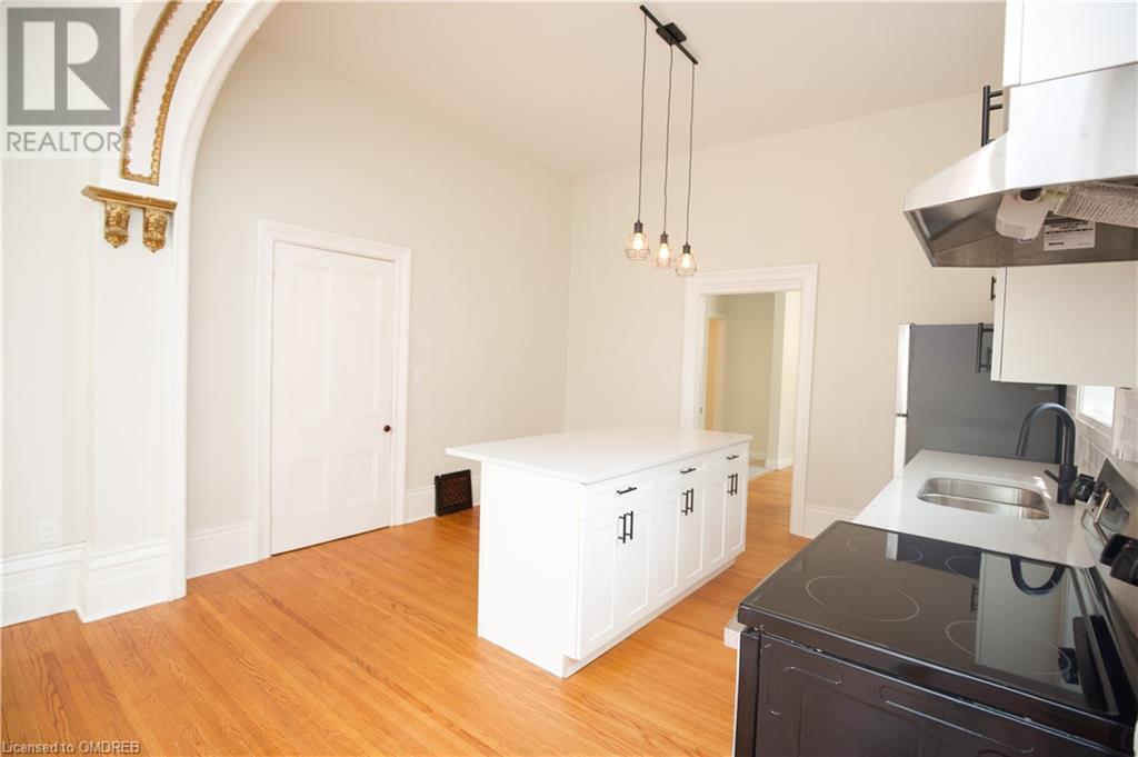 36 Dumfries Street, Paris, Ontario  N3L 2C8 - Photo 9 - 40572798