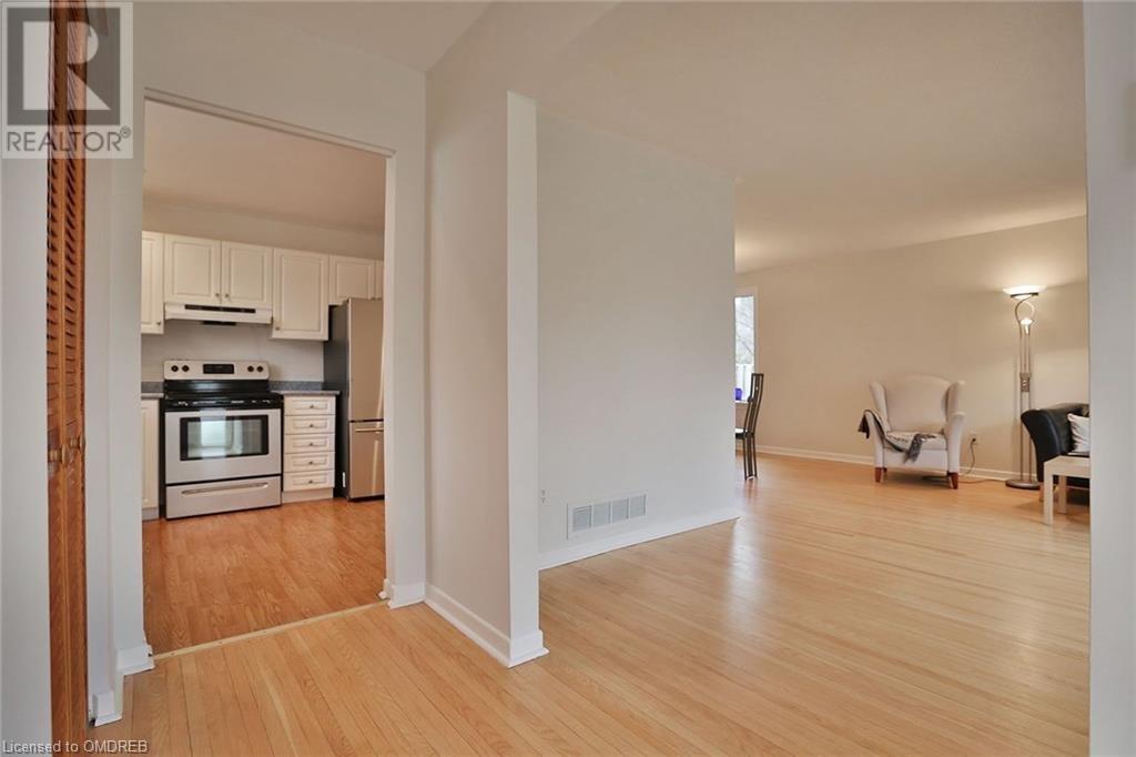 482 Maple Avenue, Oakville, Ontario  L6J 2J4 - Photo 6 - 40571763