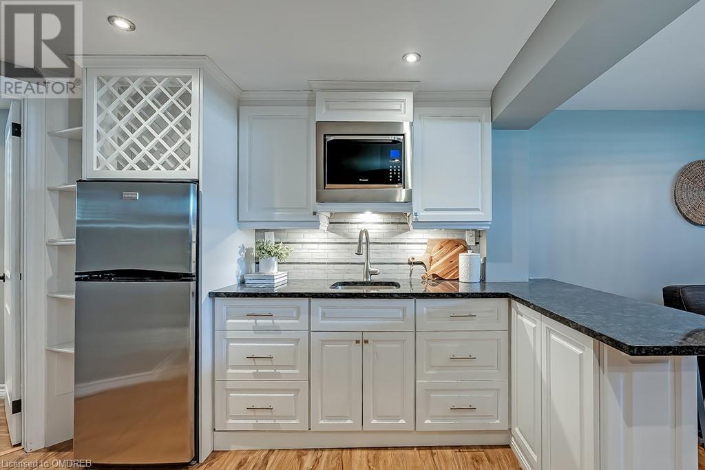 376 Duncombe Drive, Burlington, Ontario  L7L 4M3 - Photo 31 - 40568991