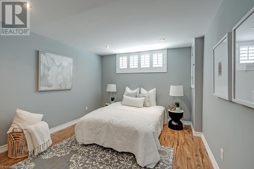 376 Duncombe Drive, Burlington, Ontario  L7L 4M3 - Photo 32 - 40568991