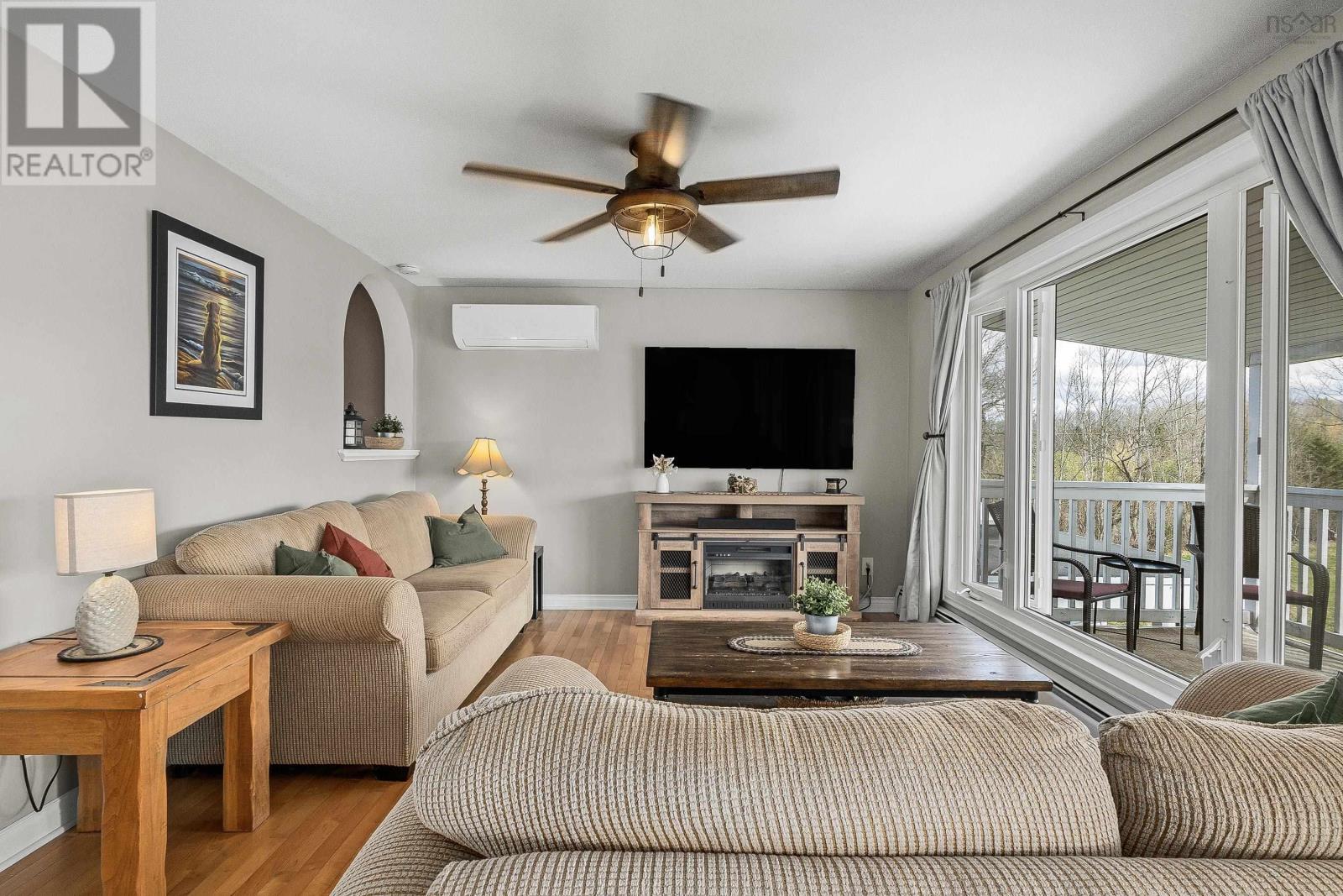 41 Sterling Road, Brooklyn, Nova Scotia  B0N 2A0 - Photo 13 - 202407475