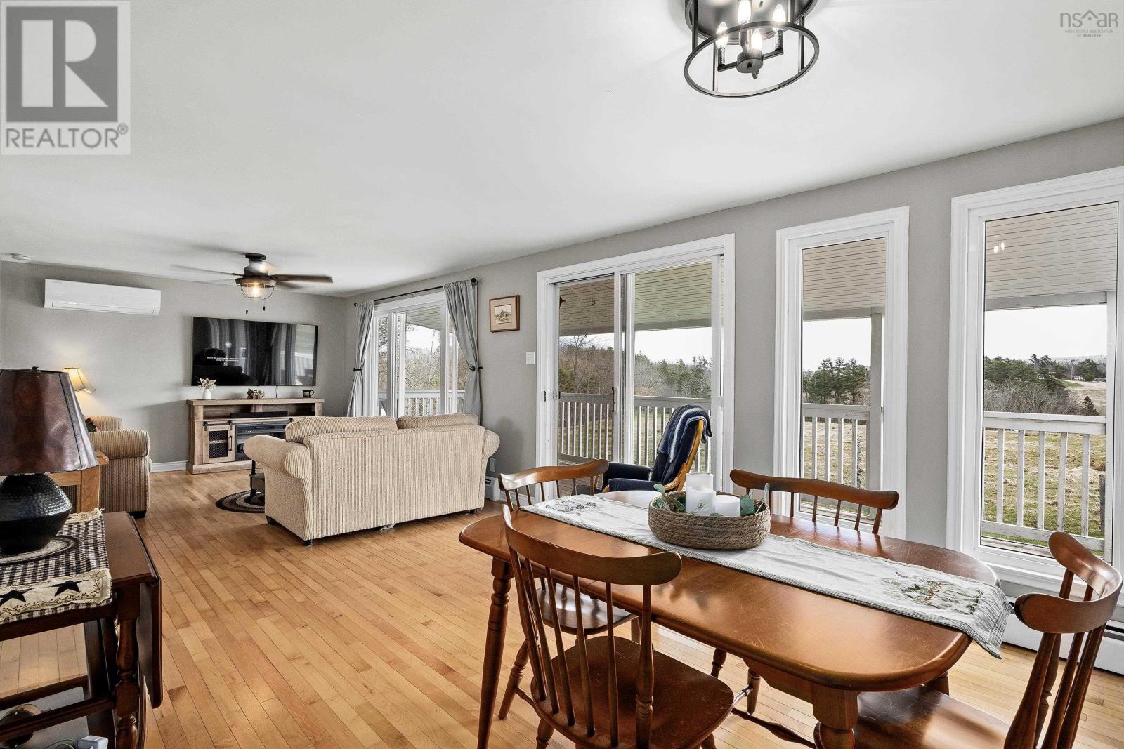 41 Sterling Road, Brooklyn, Nova Scotia  B0N 2A0 - Photo 17 - 202407475