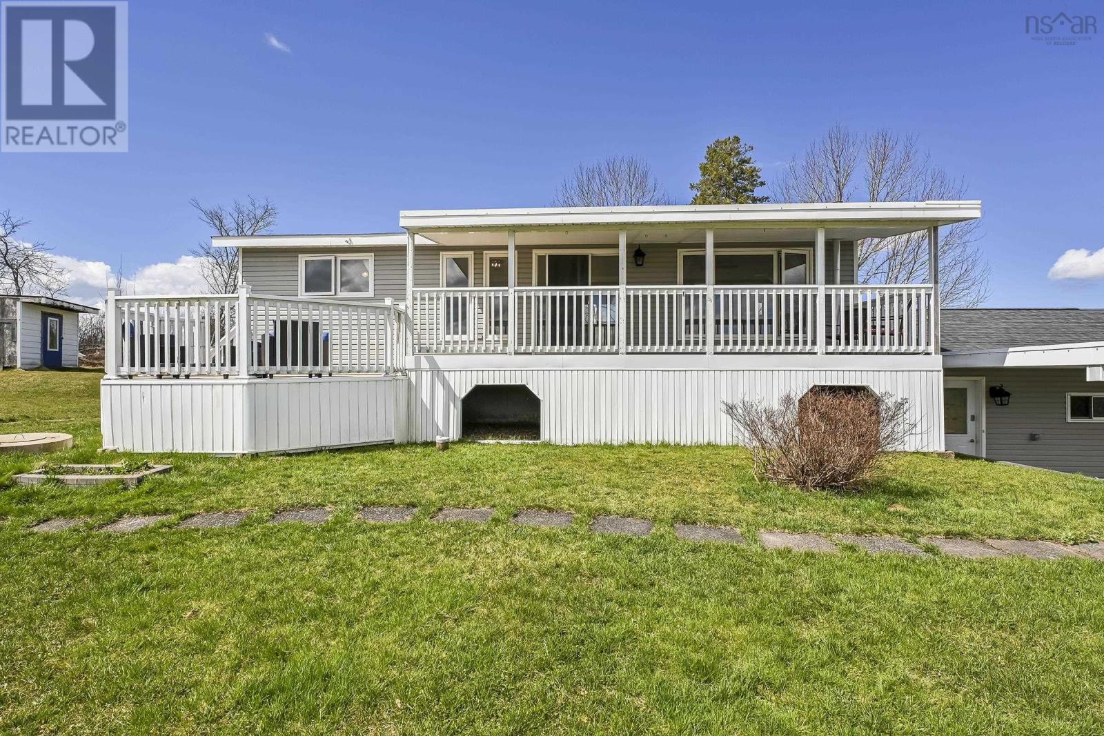 41 Sterling Road, Brooklyn, Nova Scotia  B0N 2A0 - Photo 35 - 202407475