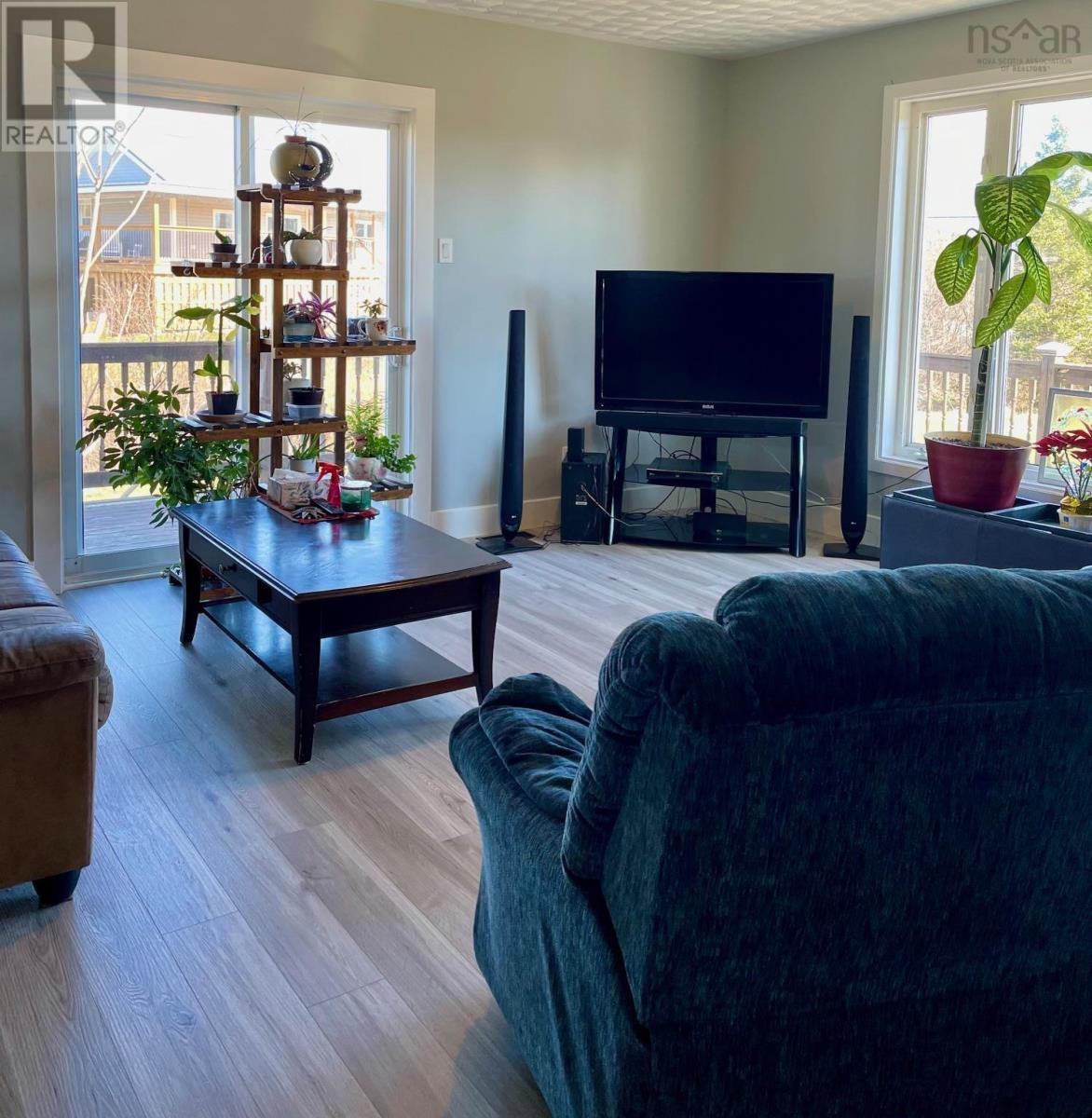 45 Shoreline Drive, Blue Rocks, Nova Scotia  B0J 2C0 - Photo 10 - 202407482