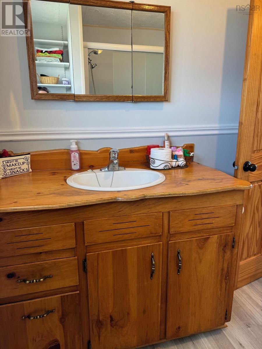 45 Shoreline Drive, Blue Rocks, Nova Scotia  B0J 2C0 - Photo 15 - 202407482