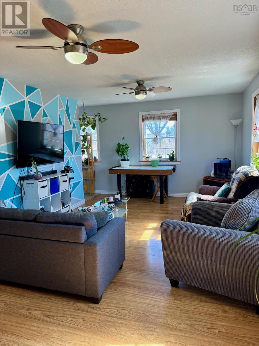 45 Shoreline Drive, Blue Rocks, Nova Scotia  B0J 2C0 - Photo 18 - 202407482