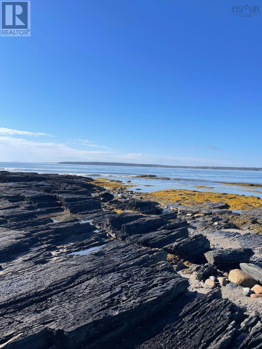 45 Shoreline Drive, Blue Rocks, Nova Scotia  B0J 2C0 - Photo 31 - 202407482