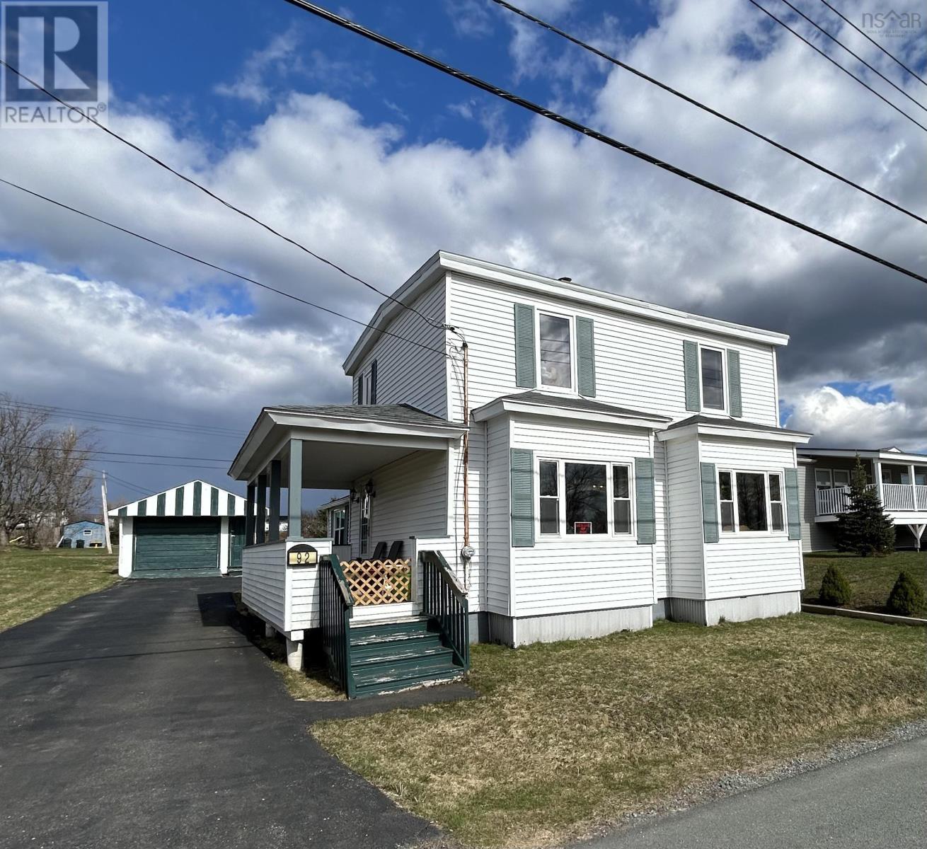 92 Victoria Street, Springhill, Nova Scotia  B0M 1X0 - Photo 1 - 202407487
