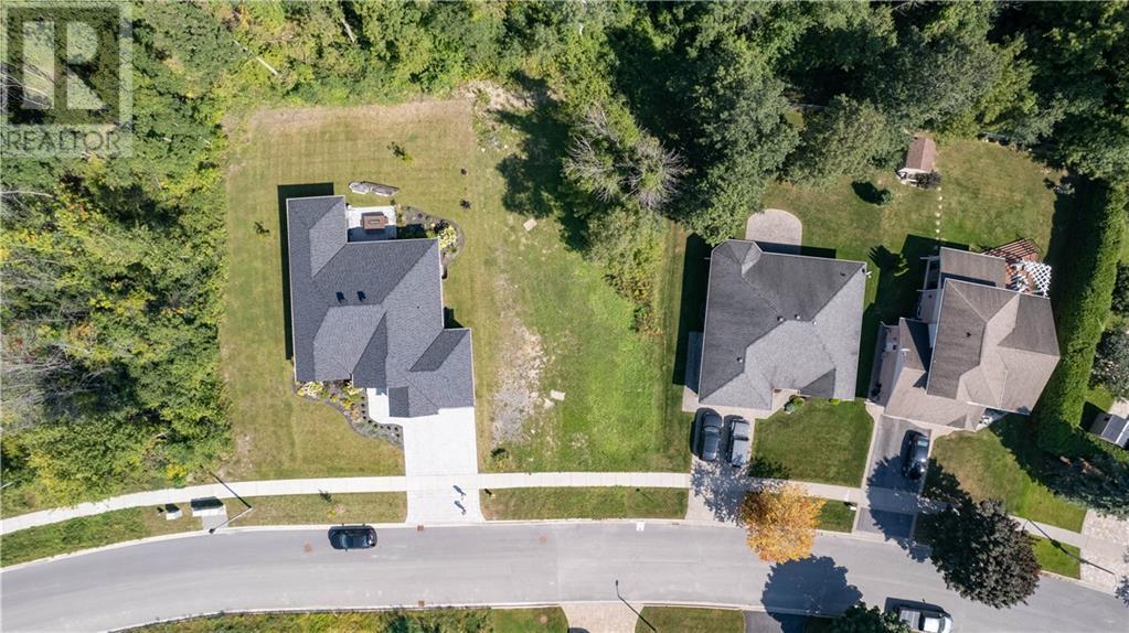 1265 Riverdale Avenue, Cornwall, Ontario  K6J 0B7 - Photo 2 - 1371144