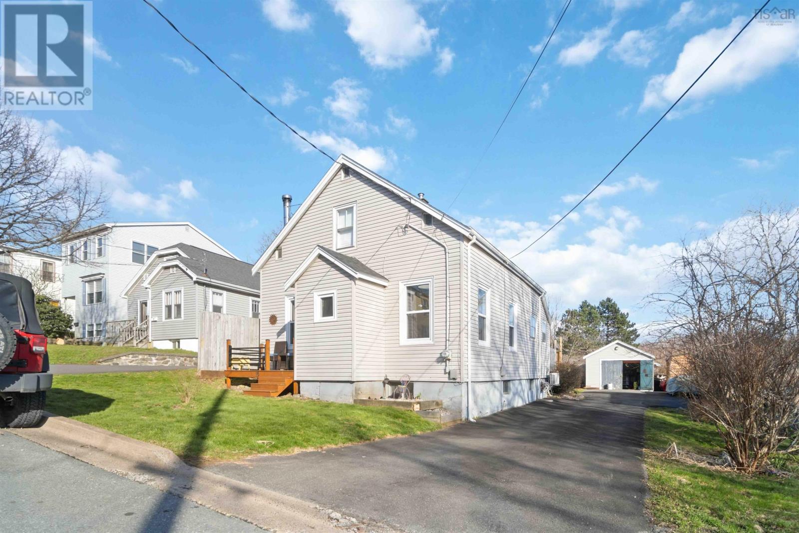 15 Cuisack Street, Dartmouth, Nova Scotia  B2Y 2L7 - Photo 3 - 202407503
