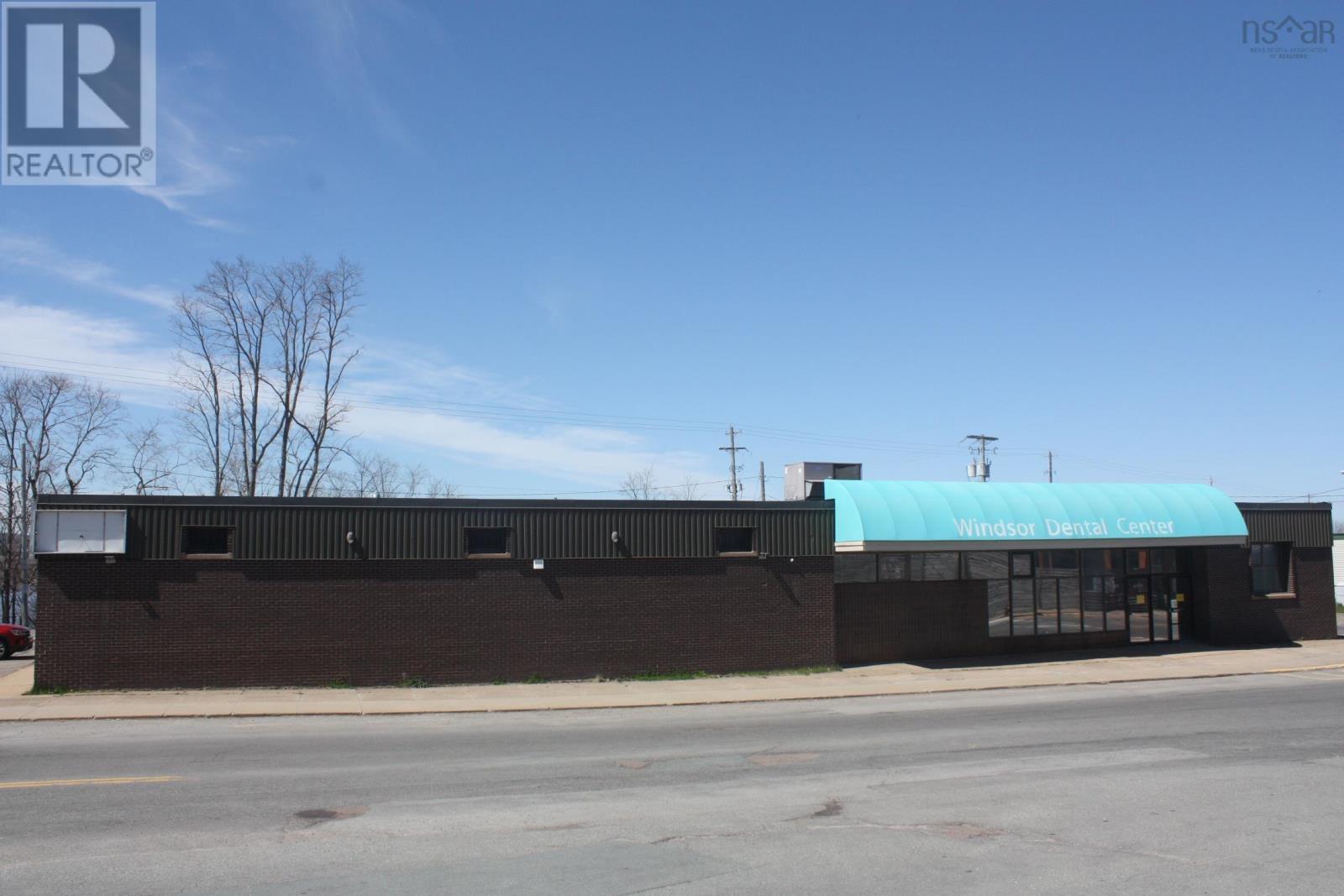 234 Water Street, Windsor, Nova Scotia  B0N 2T0 - Photo 1 - 202407511