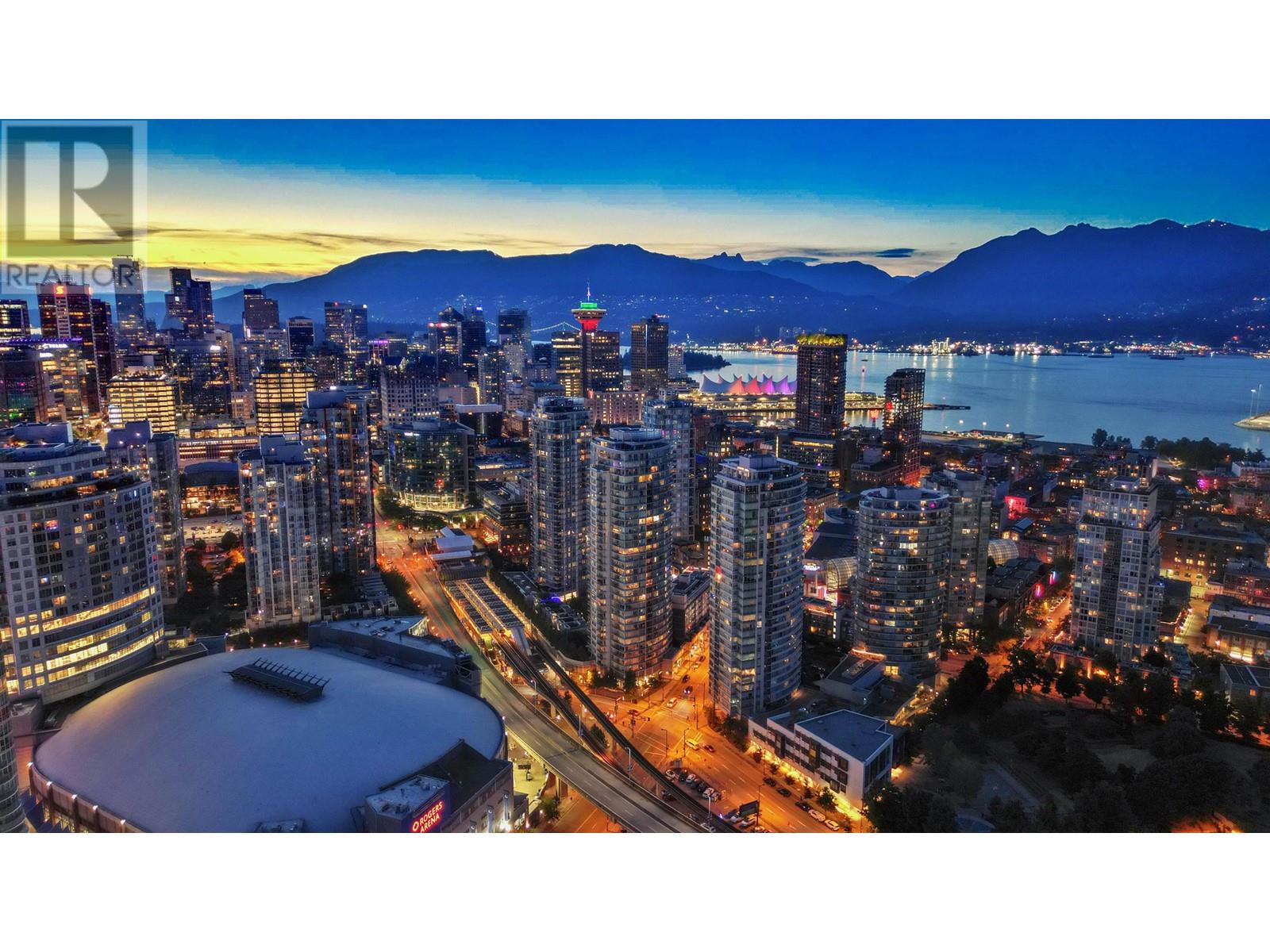 Listing Picture 39 of 40 : 2703 689 ABBOTT STREET, Vancouver / 溫哥華 - 魯藝地產 Yvonne Lu Group - MLS Medallion Club Member