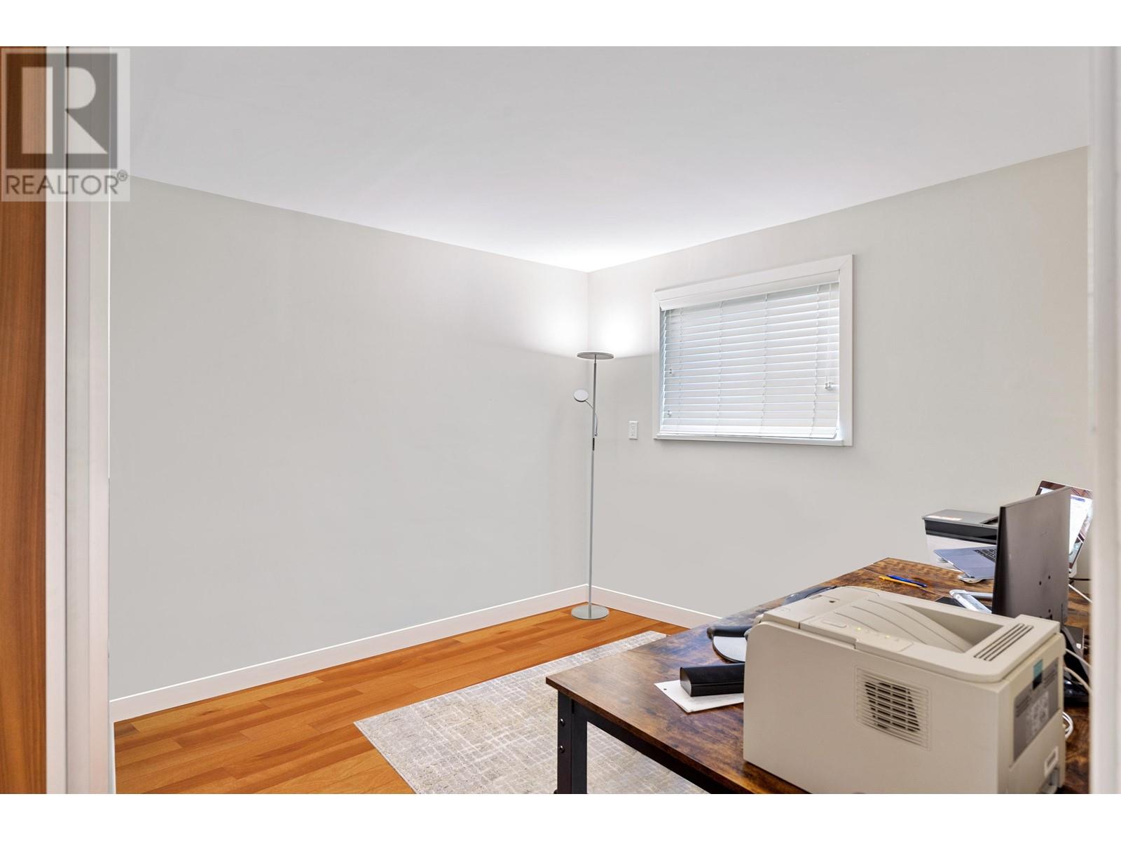 Listing Picture 29 of 37 : 104 3220 W 4TH AVENUE, Vancouver / 溫哥華 - 魯藝地產 Yvonne Lu Group - MLS Medallion Club Member