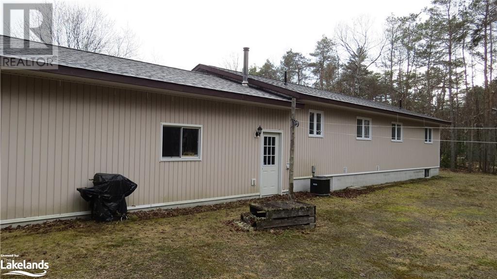 348 Fowlers Road, Huntsville, Ontario  P1H 2N5 - Photo 3 - 40572736