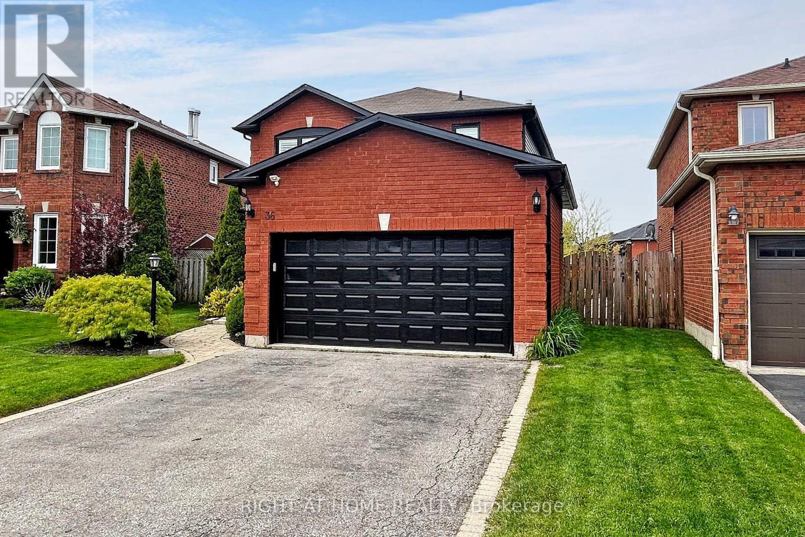 36 Fencerow Dr N, Whitby, Ontario  L1R 1Y4 - Photo 2 - E8244524