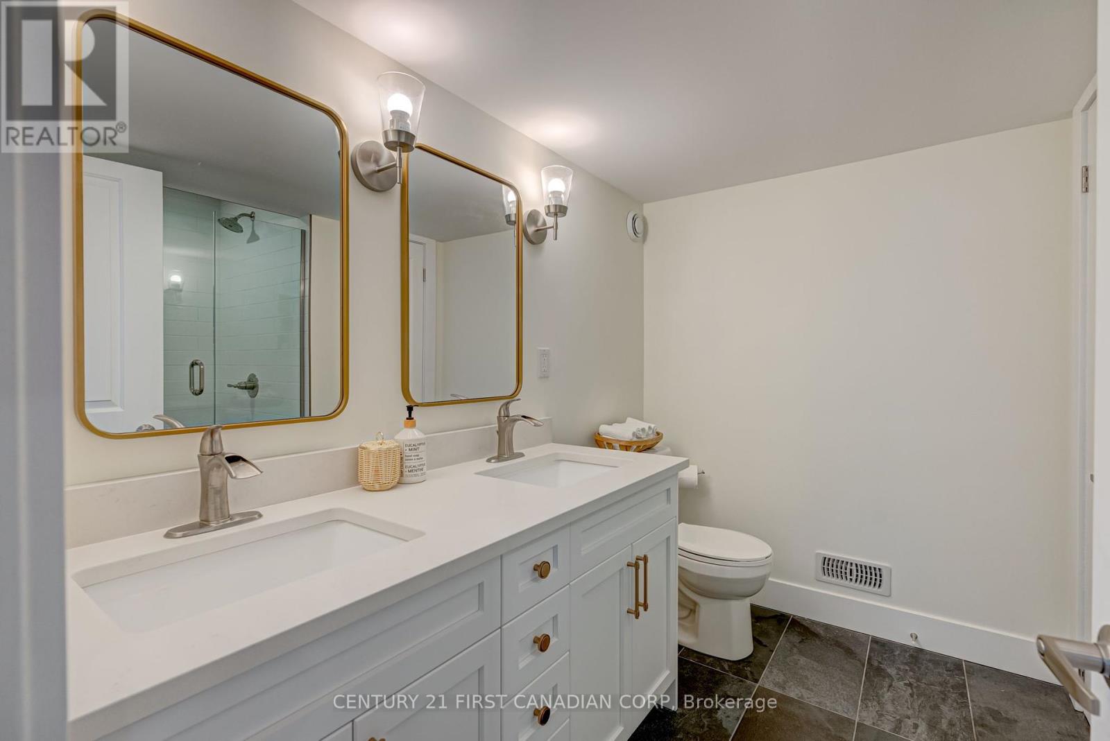1318 Red Pine Cres S, London, Ontario  N6G 0M6 - Photo 36 - X8244310
