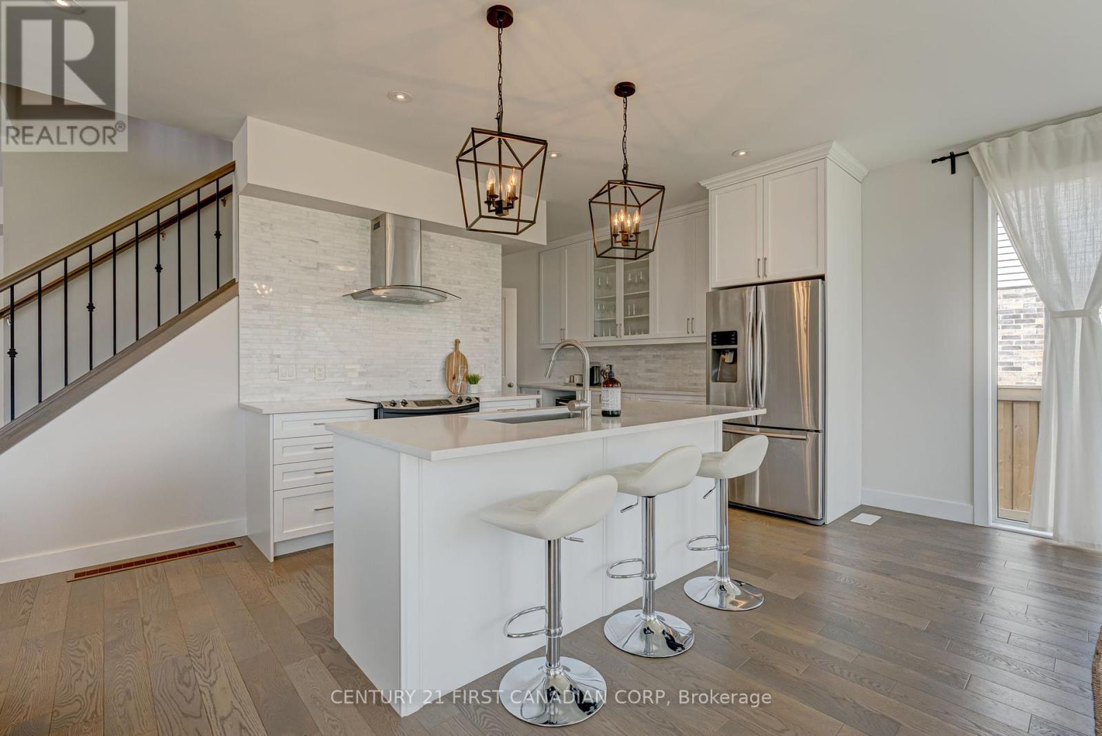 1318 Red Pine Cres S, London, Ontario  N6G 0M6 - Photo 9 - X8244310