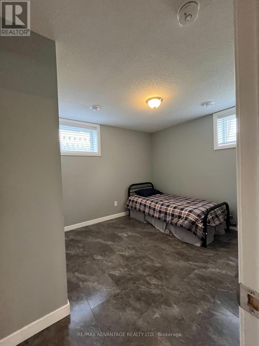 2151 Queen St E, Sault Ste Marie, Ontario  P6A 5T6 - Photo 17 - X8244684