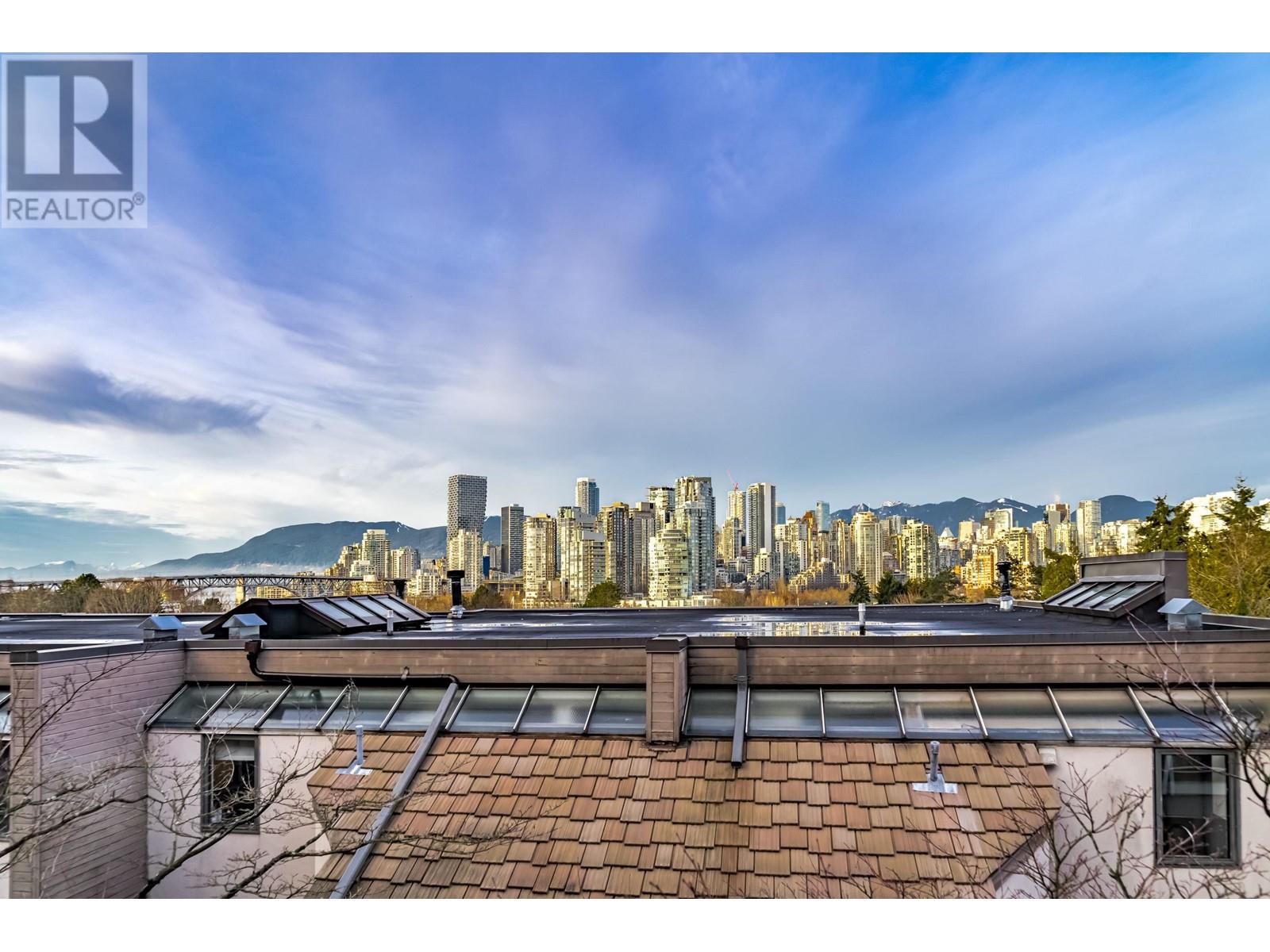 Listing Picture 39 of 40 : 107 995 W 7TH AVENUE, Vancouver / 溫哥華 - 魯藝地產 Yvonne Lu Group - MLS Medallion Club Member
