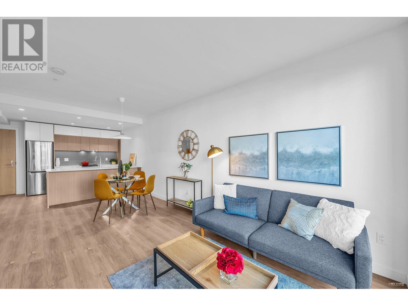 215 9888 University Crescent, Burnaby, British Columbia  V5A 0G4 - Photo 3 - R2872041