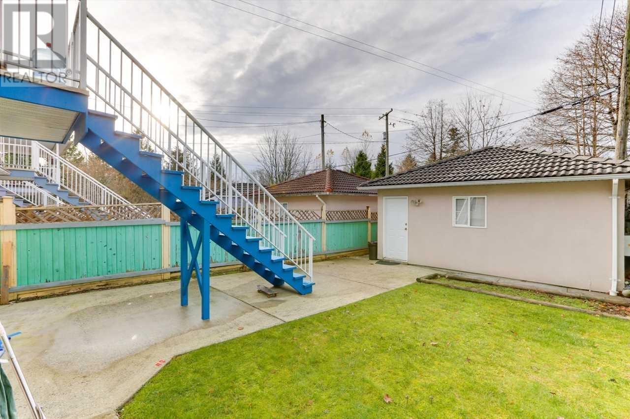 Listing Picture 24 of 26 : 2883 NANAIMO STREET, Vancouver / 溫哥華 - 魯藝地產 Yvonne Lu Group - MLS Medallion Club Member